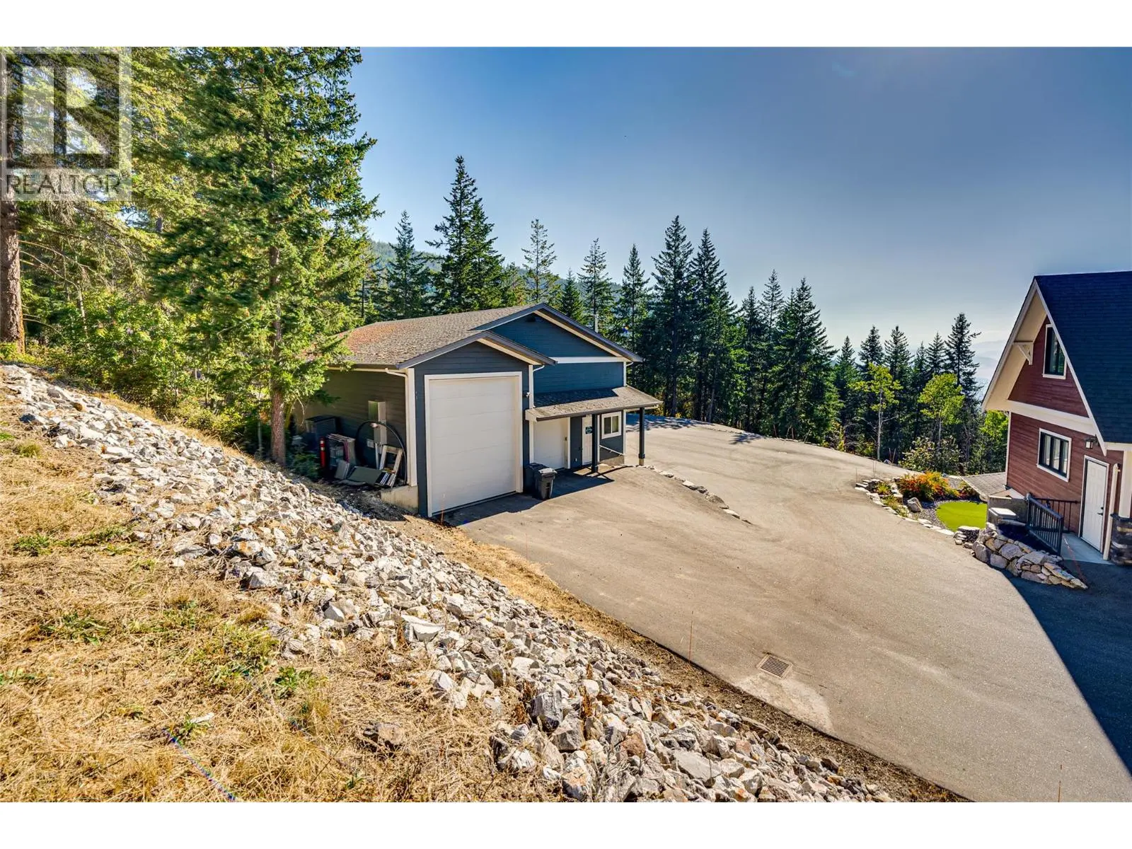 6054 Lynx Drive. Vernon, British Columbia