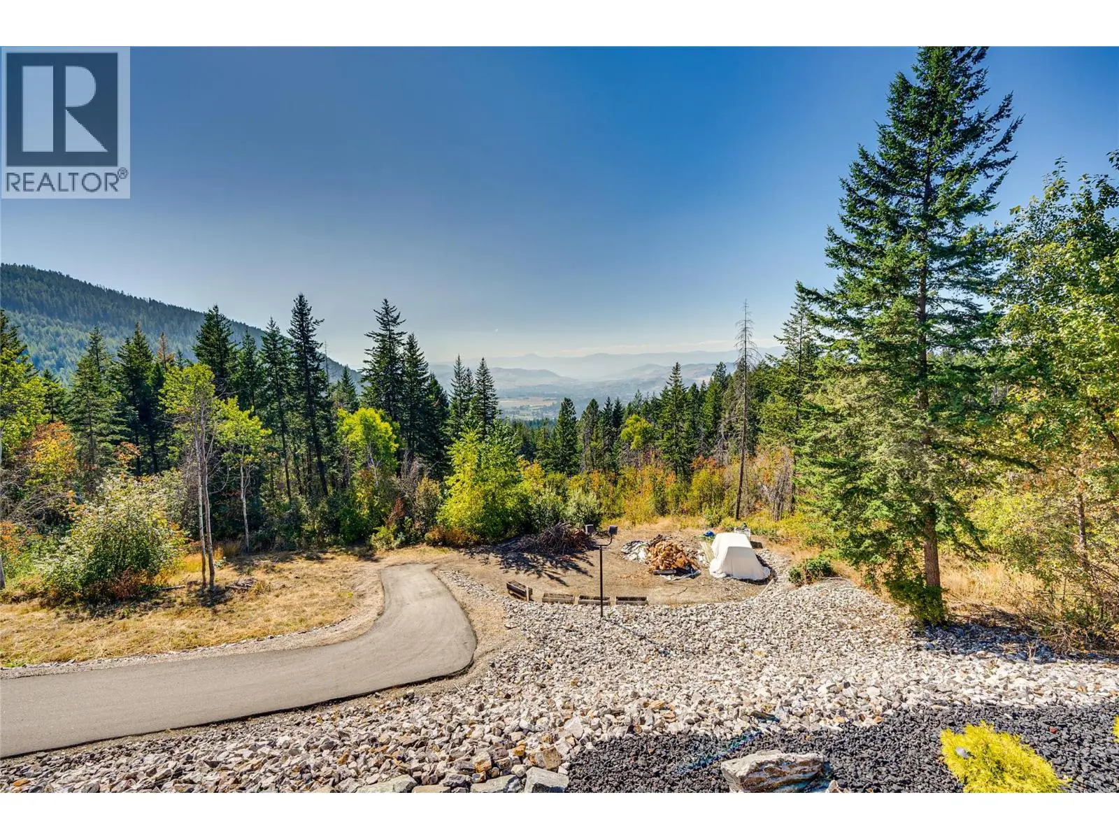 6054 Lynx Drive. Vernon, British Columbia