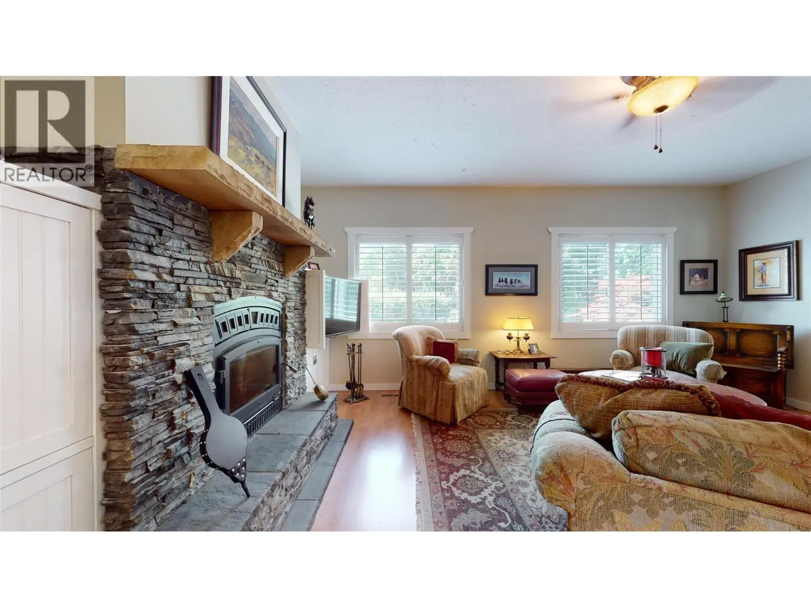 205 Greasewood Avenue. Oliver, British Columbia