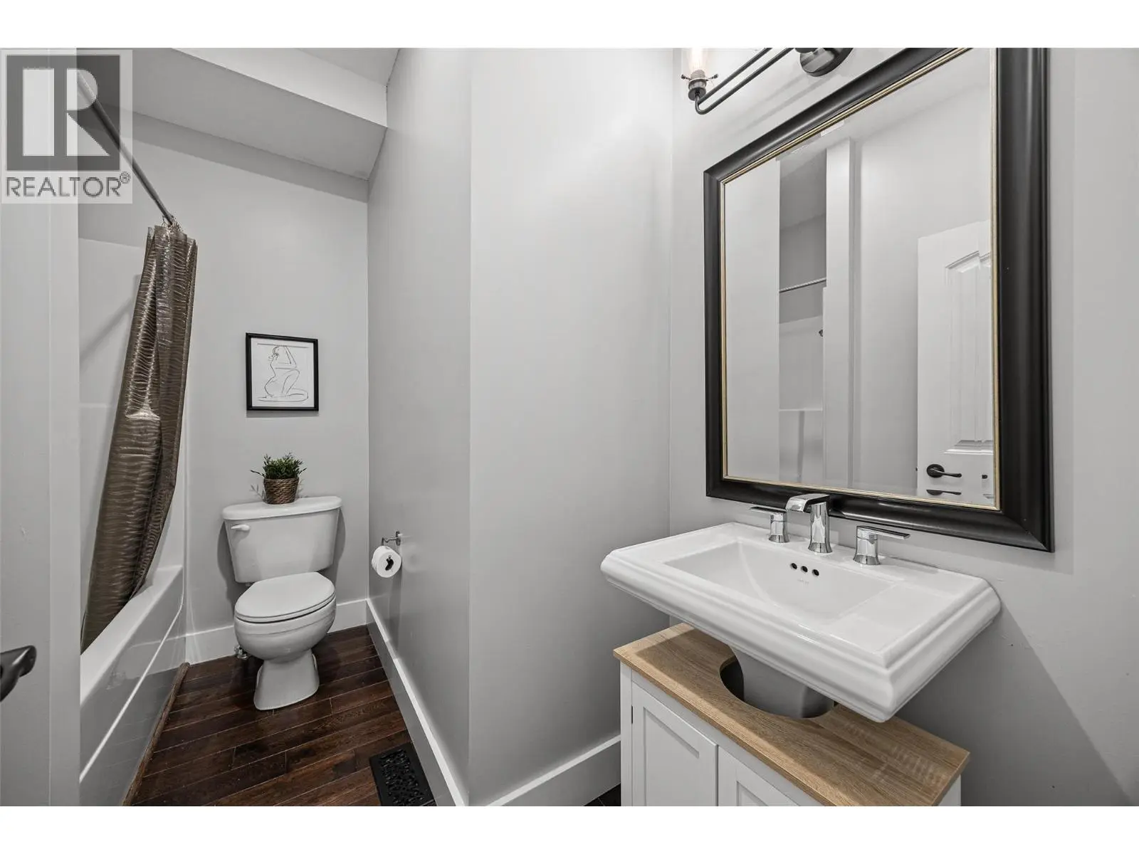 2584 Lucinde Road. West Kelowna, British Columbia