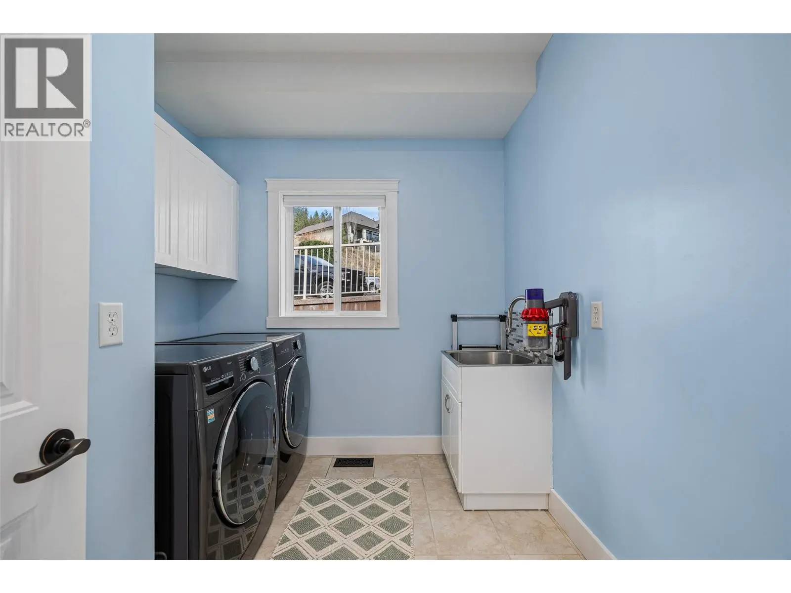 2584 Lucinde Road. West Kelowna, British Columbia