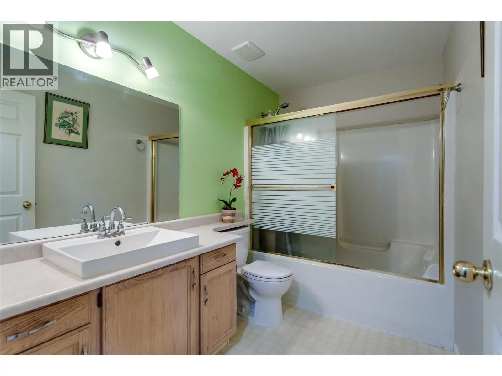 7841 97 Highway Unit# 120-1. Kelowna, British Columbia