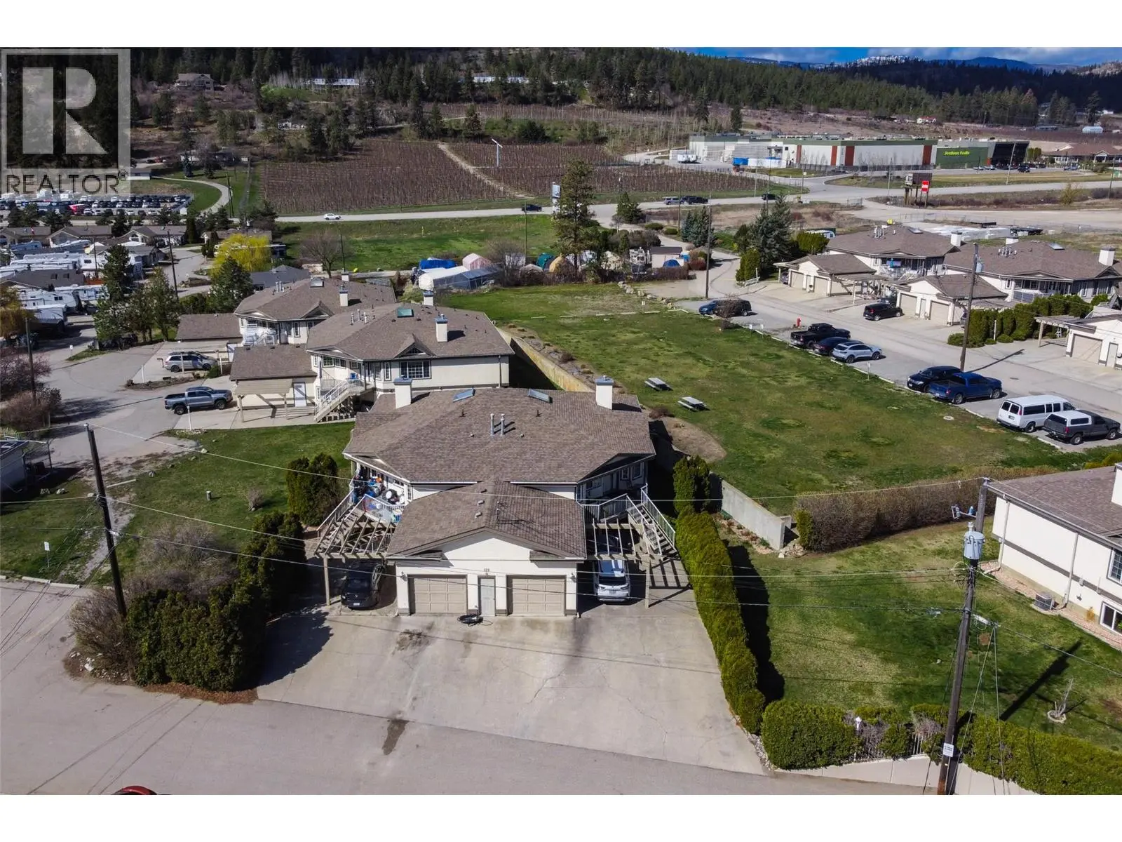 7841 97 Highway Unit# 120-1. Kelowna, British Columbia