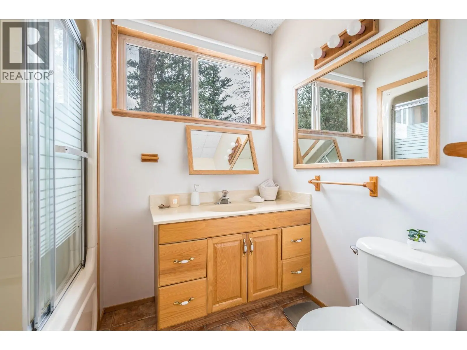 8121 Okanagan Landing Road. Vernon, British Columbia
