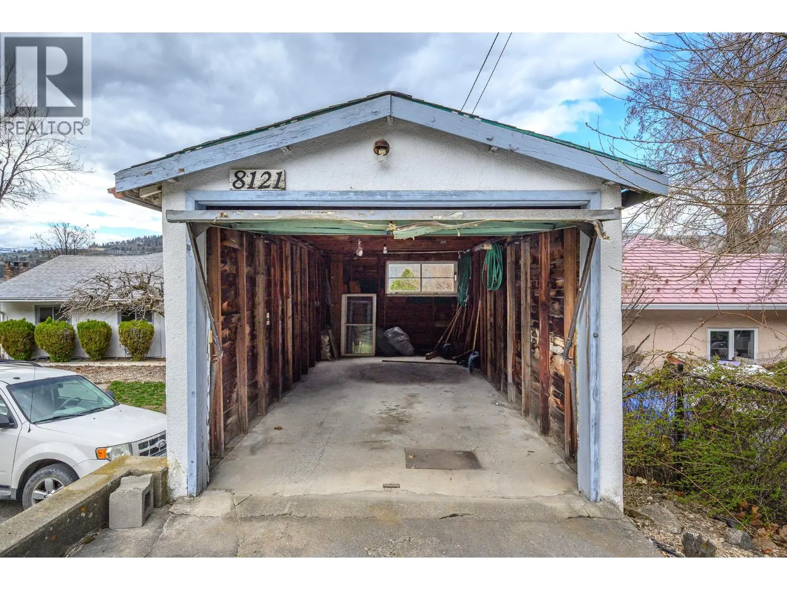 8121 Okanagan Landing Road. Vernon, British Columbia