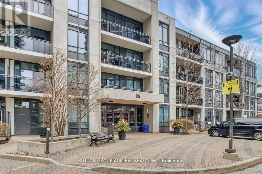 204 - 95 North Park Road, Vaughan (Beverley Glen)