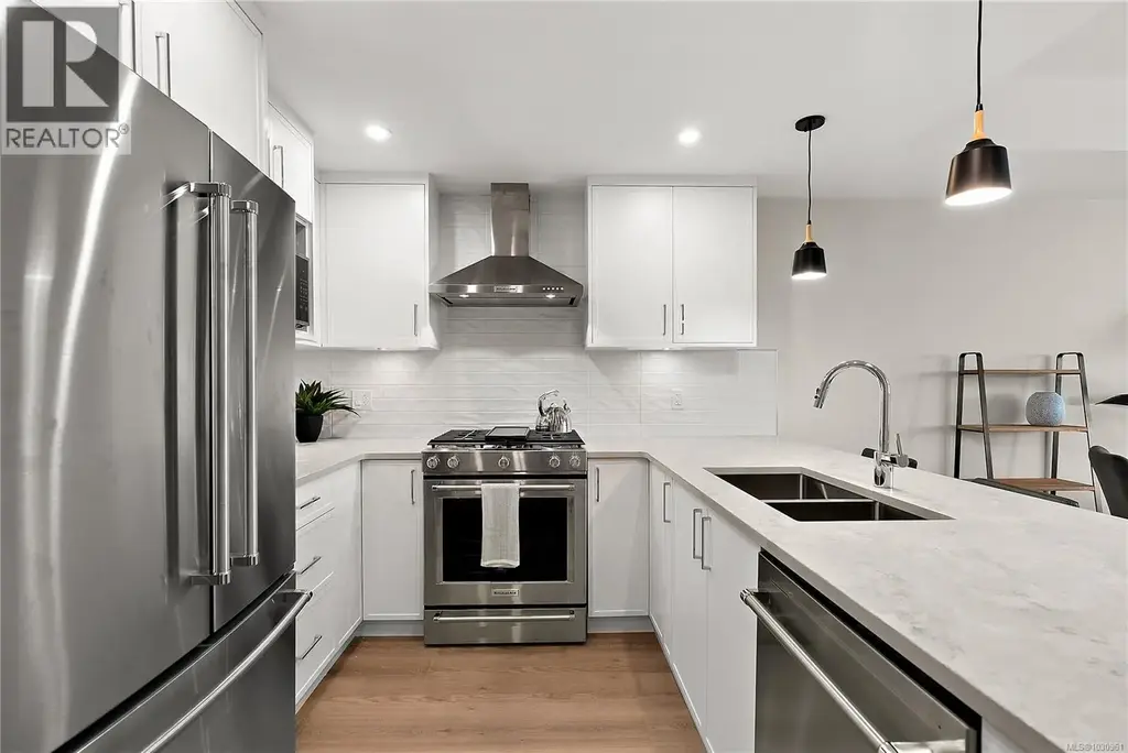 404 2520 Hackett Cres, Central Saanich