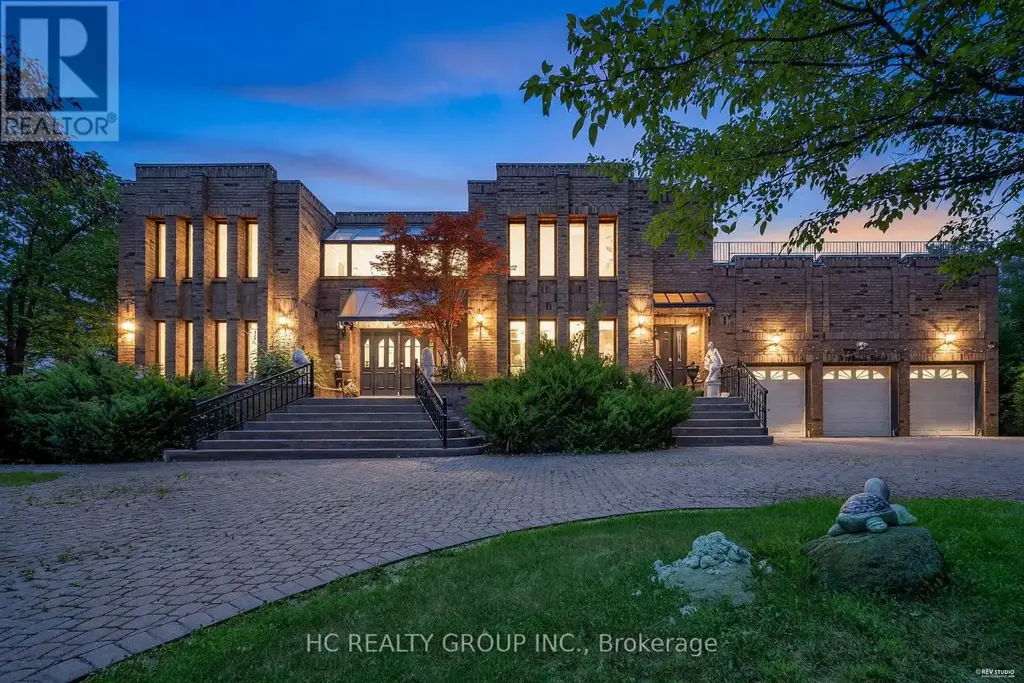 9 Forson Court, Markham (Victoria Manor-Jennings Gate)