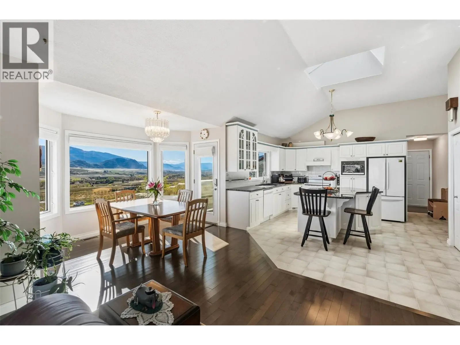 600 Ponderosa Road. Oliver, British Columbia