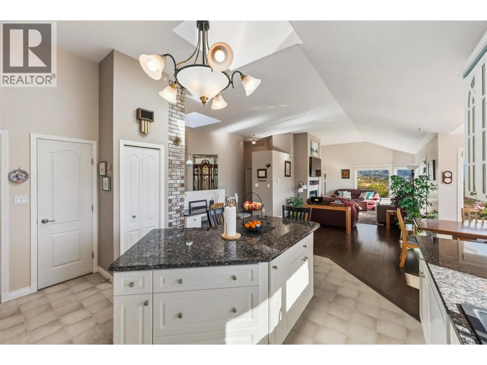 600 Ponderosa Road. Oliver, British Columbia