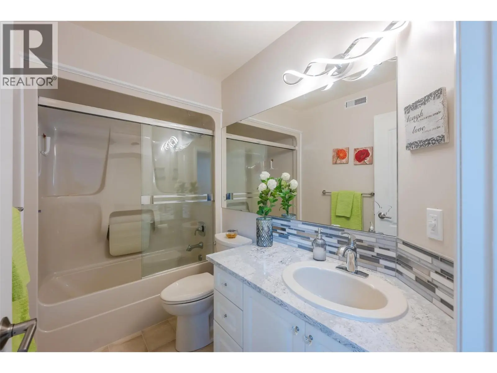 600 Ponderosa Road. Oliver, British Columbia