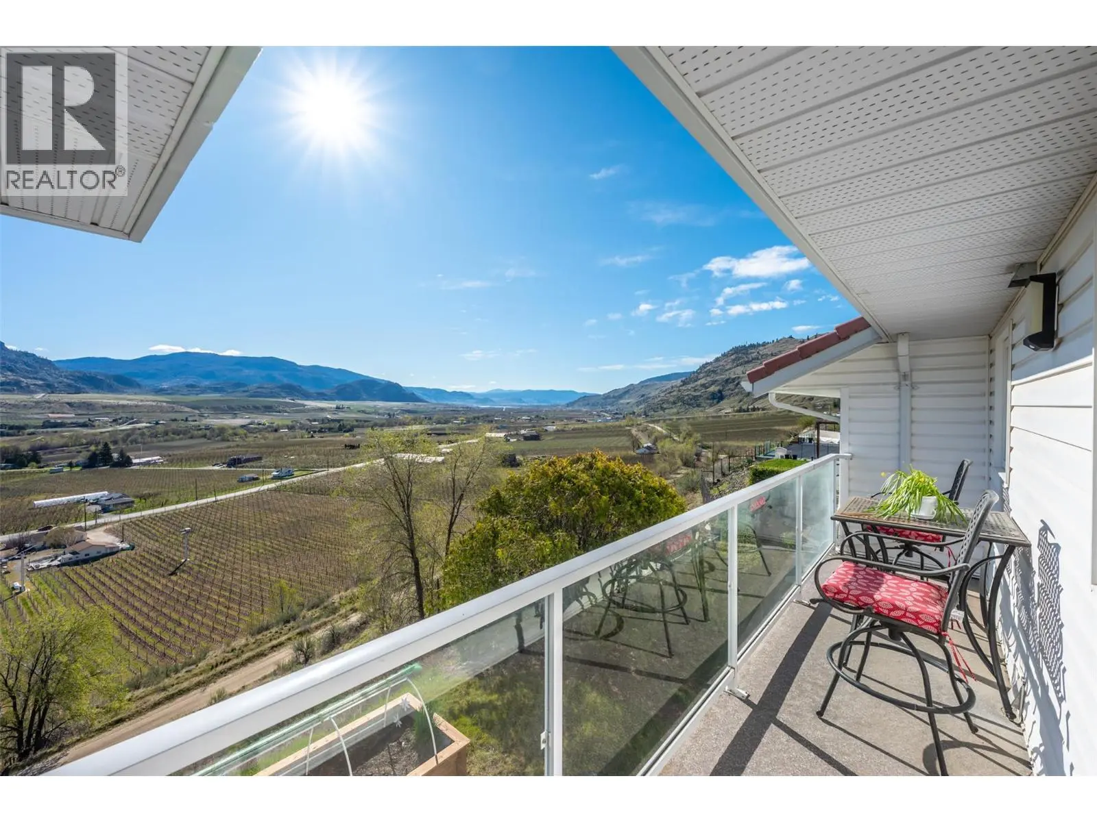 600 Ponderosa Road. Oliver, British Columbia