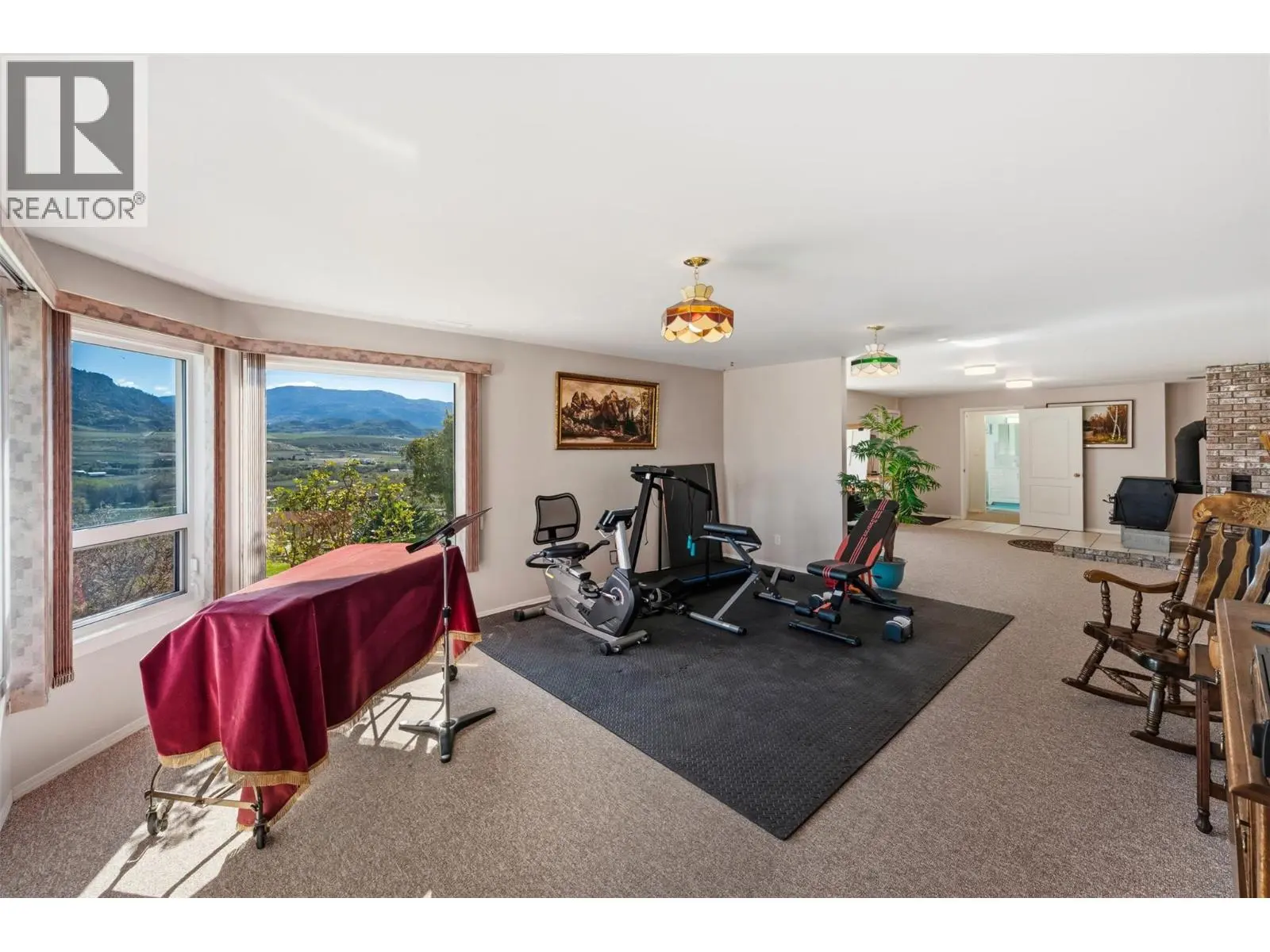 600 Ponderosa Road. Oliver, British Columbia