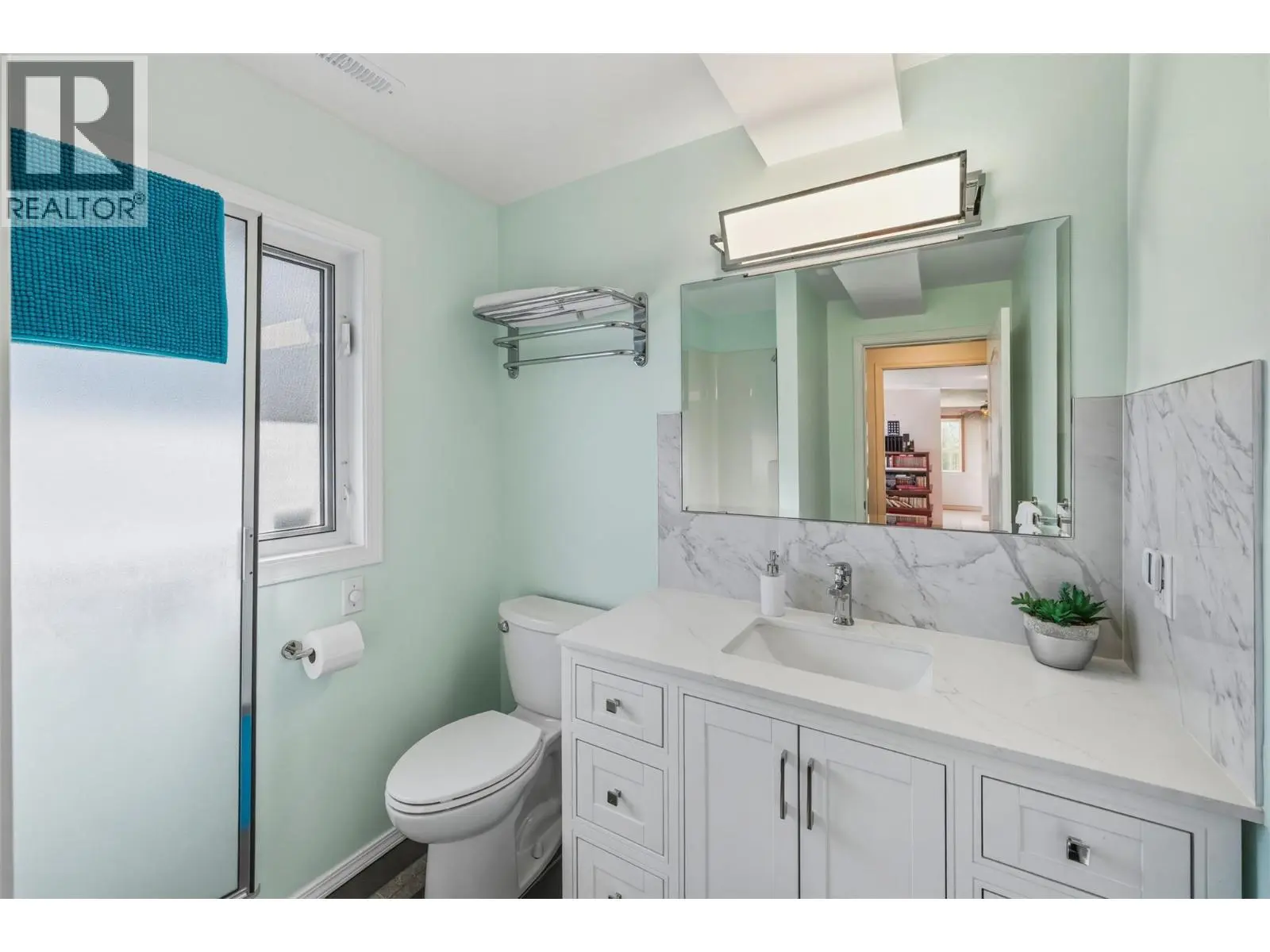 600 Ponderosa Road. Oliver, British Columbia