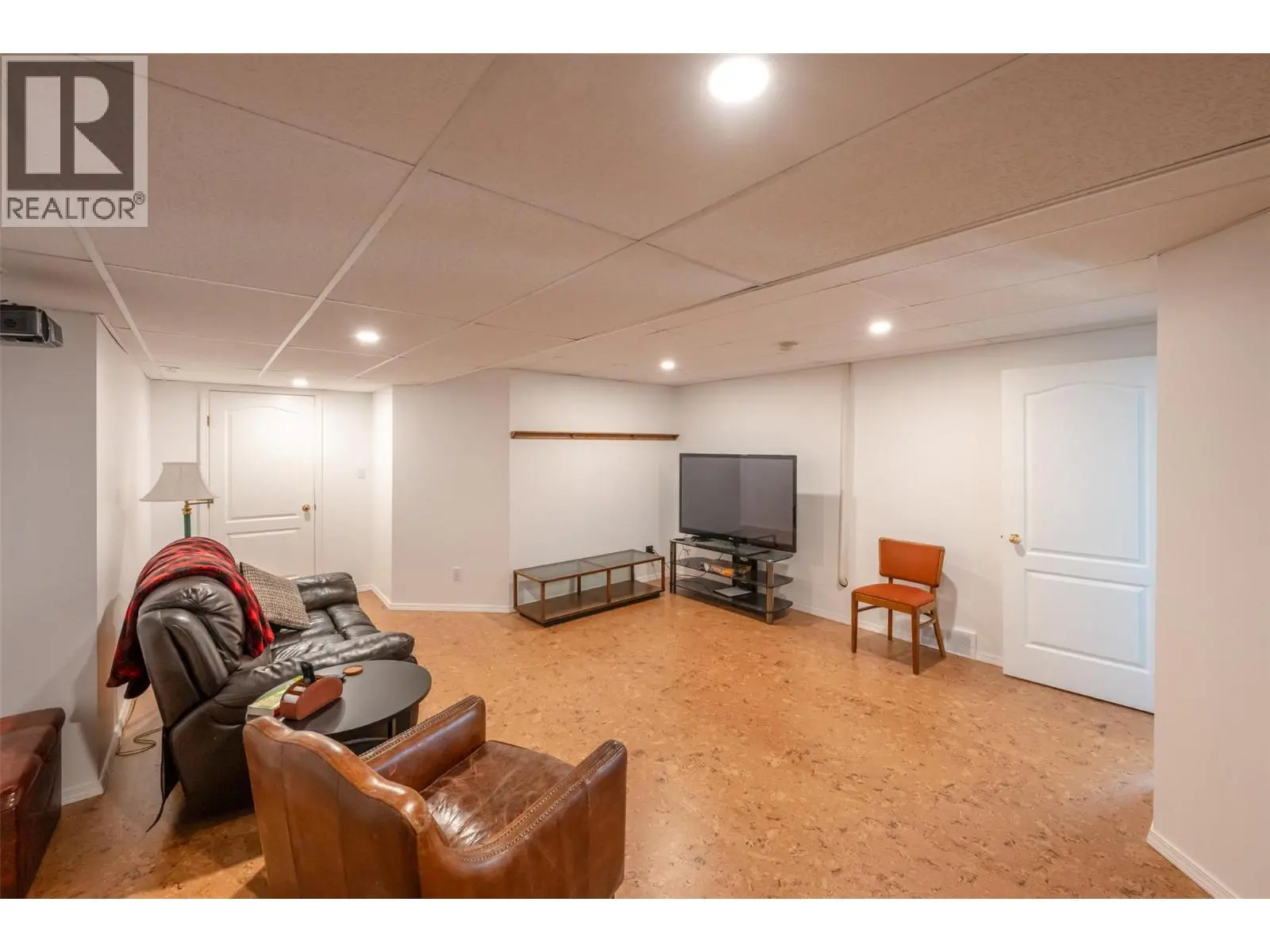 600 Ponderosa Road. Oliver, British Columbia