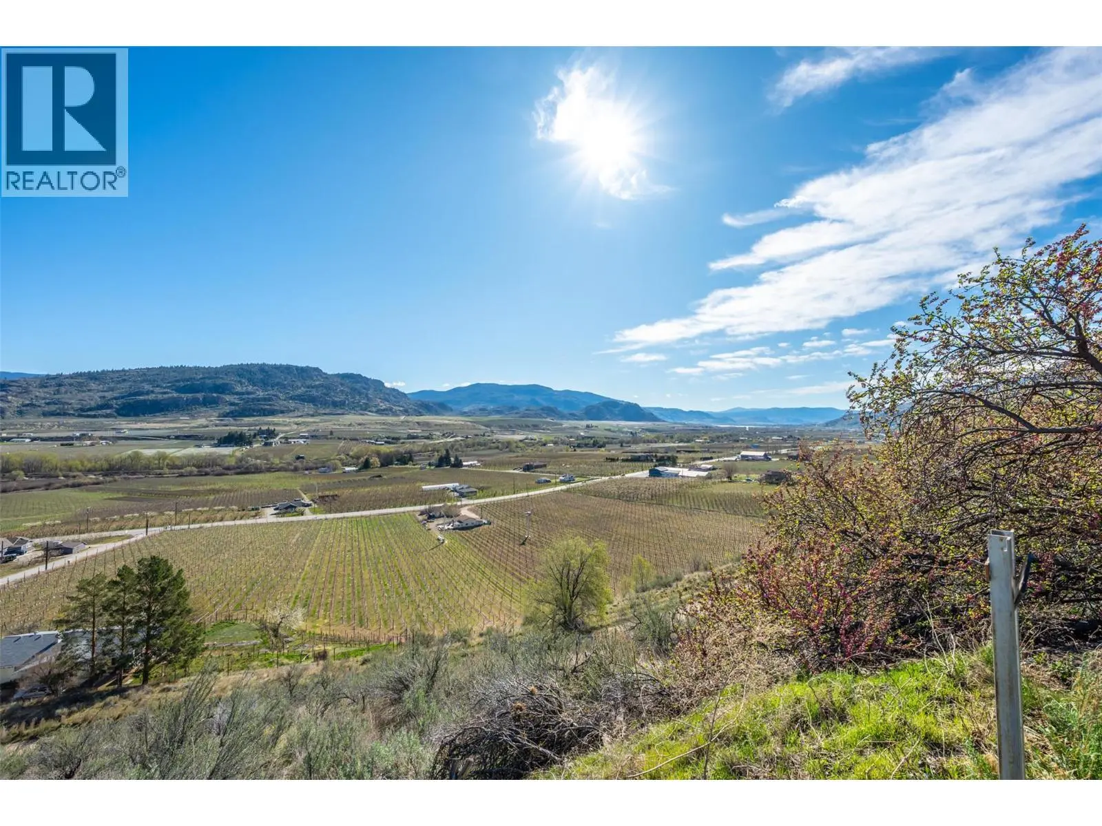 600 Ponderosa Road. Oliver, British Columbia