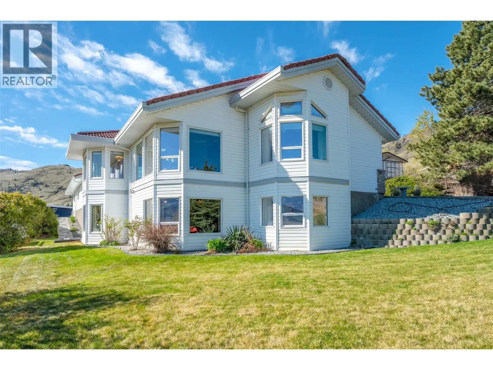 600 Ponderosa Road. Oliver, British Columbia
