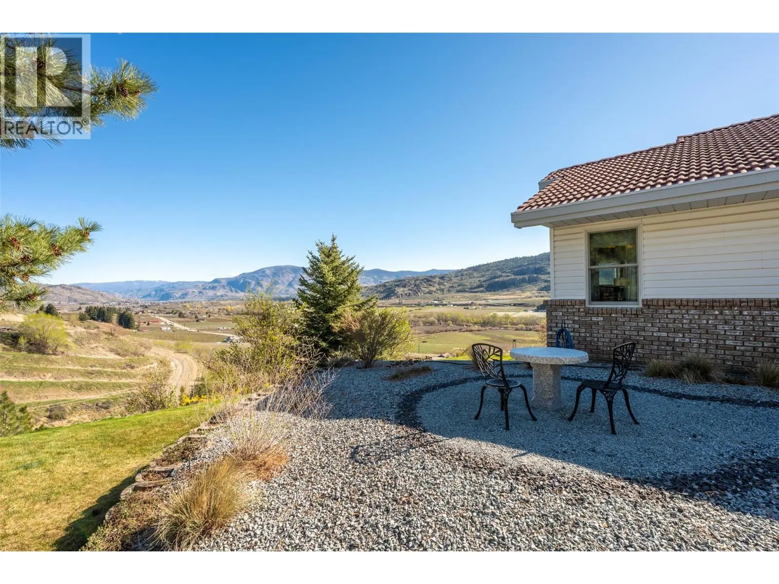 600 Ponderosa Road. Oliver, British Columbia