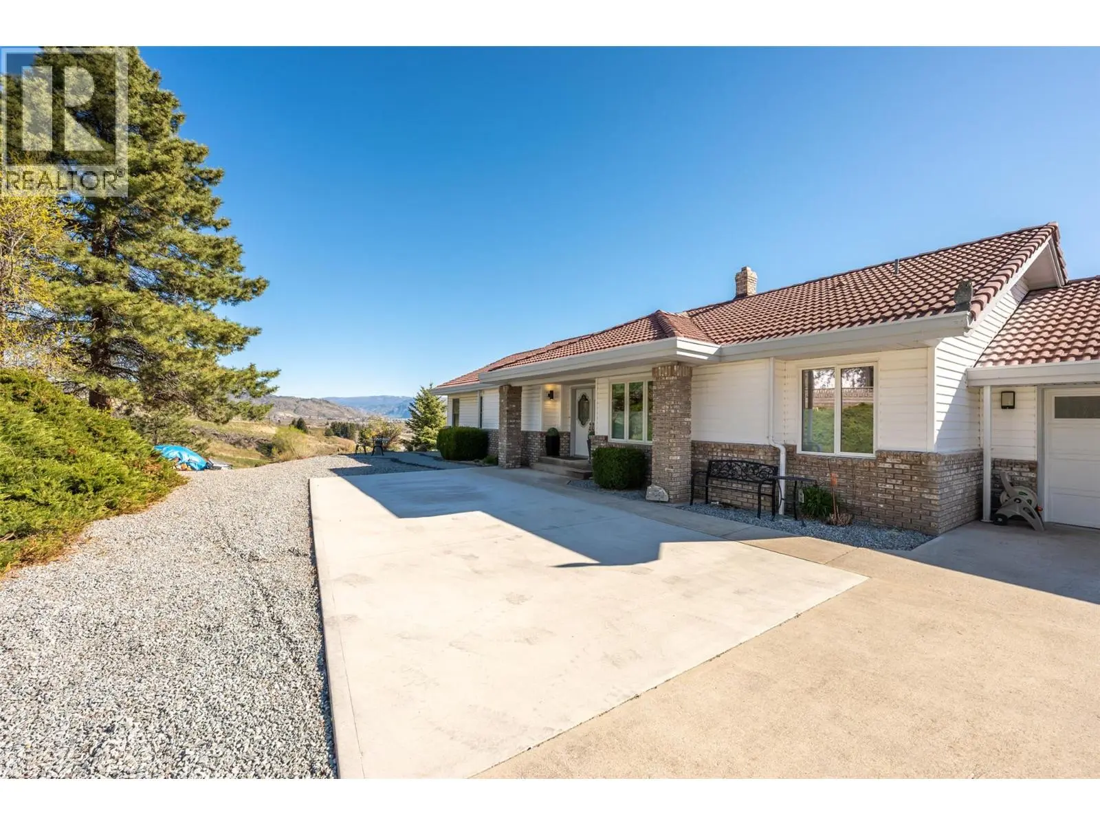 600 Ponderosa Road. Oliver, British Columbia