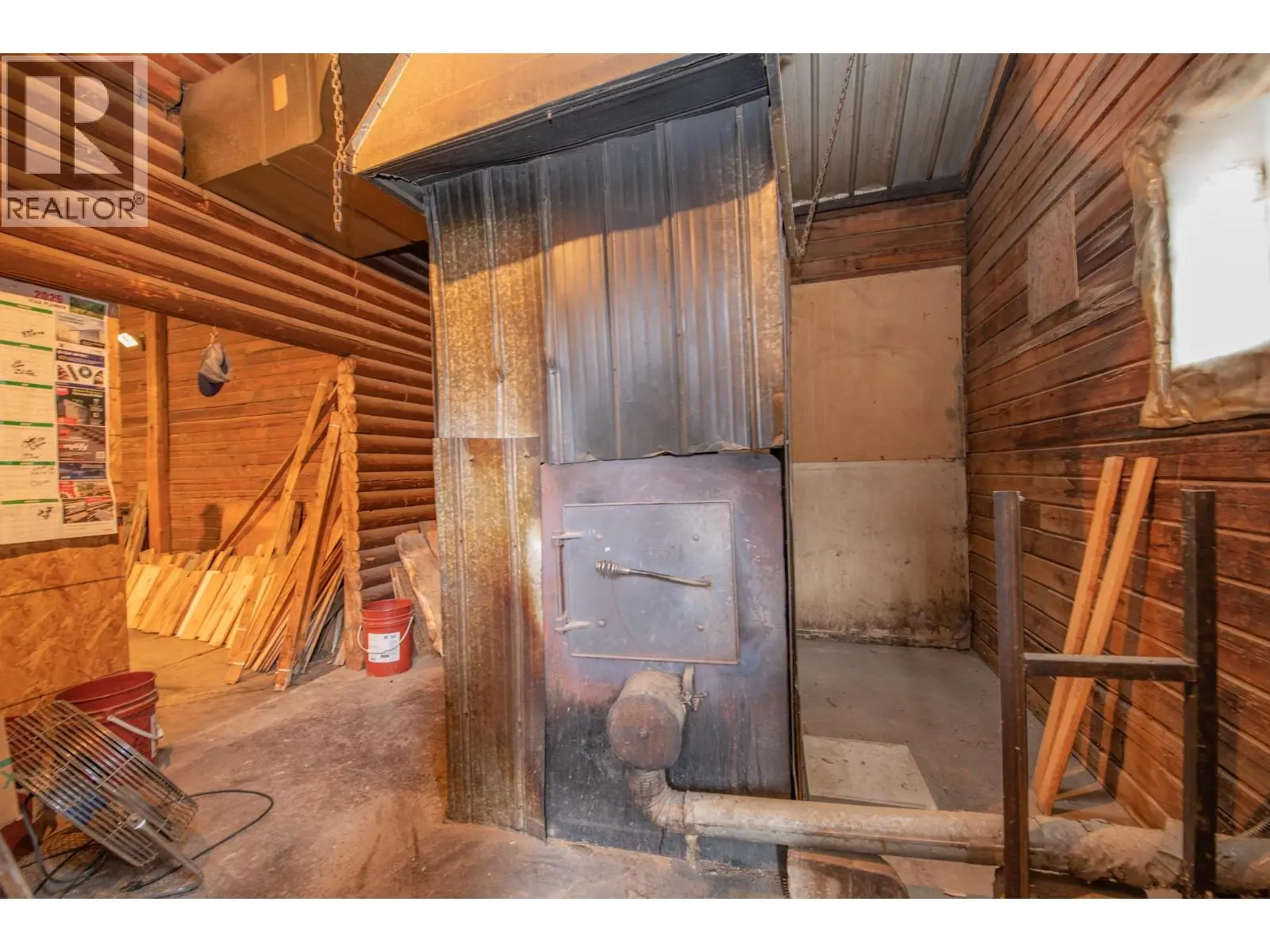 17 Bear Valley Road. Lumby, British Columbia