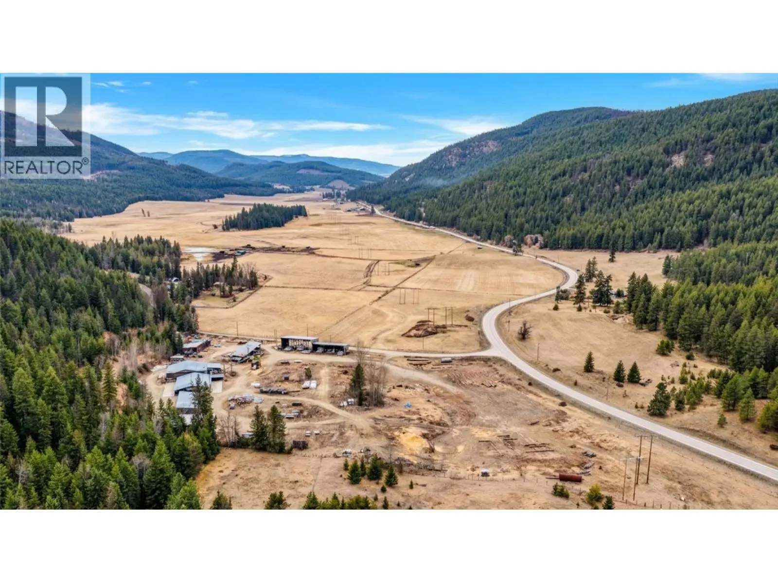 17 Bear Valley Road. Lumby, British Columbia