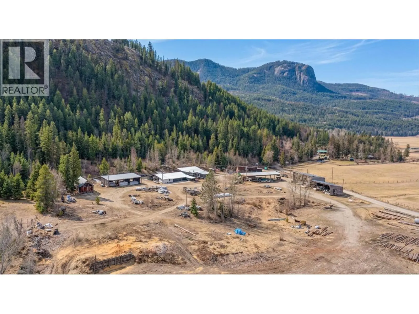17 Bear Valley Road. Lumby, British Columbia