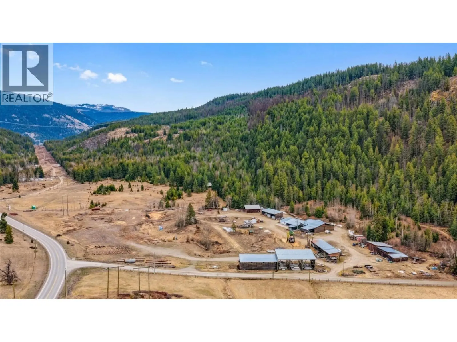 17 Bear Valley Road. Lumby, British Columbia