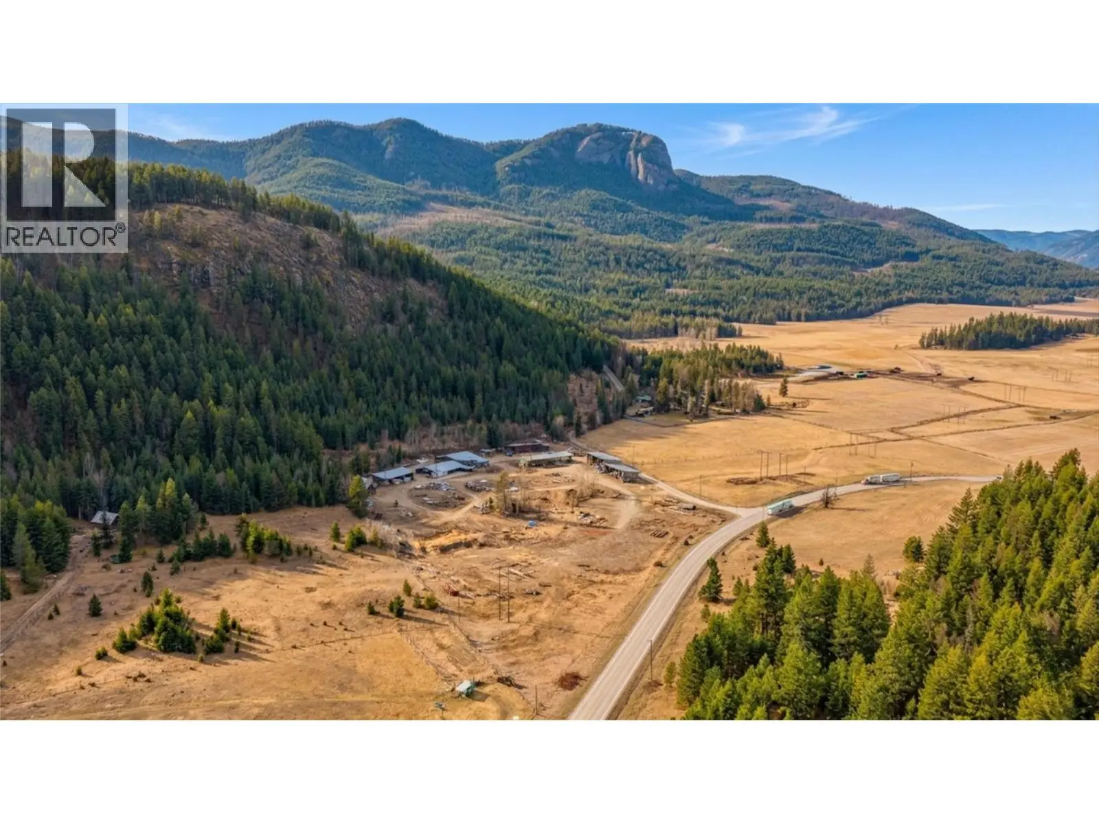 17 Bear Valley Road. Lumby, British Columbia