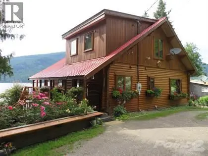 17 Bear Valley Road. Lumby, British Columbia