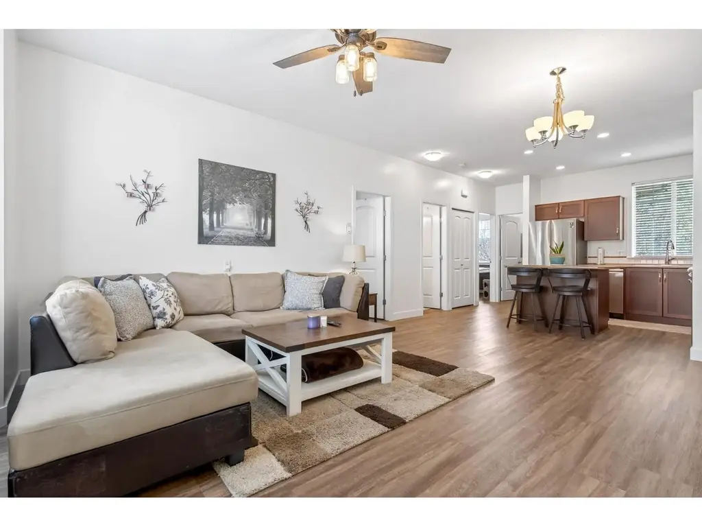 22 32501 Fraser Crescent, Mission