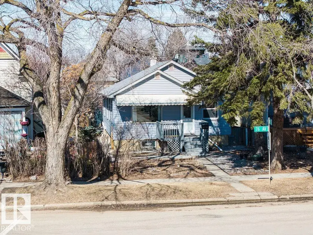 8736 76 Av Nw, Edmonton