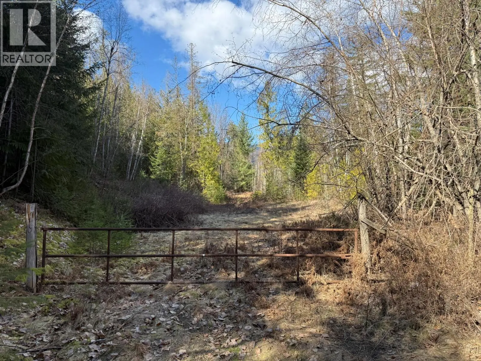 2230 Canoe Beach Drive Ne Lot# 3. Salmon Arm, British Columbia