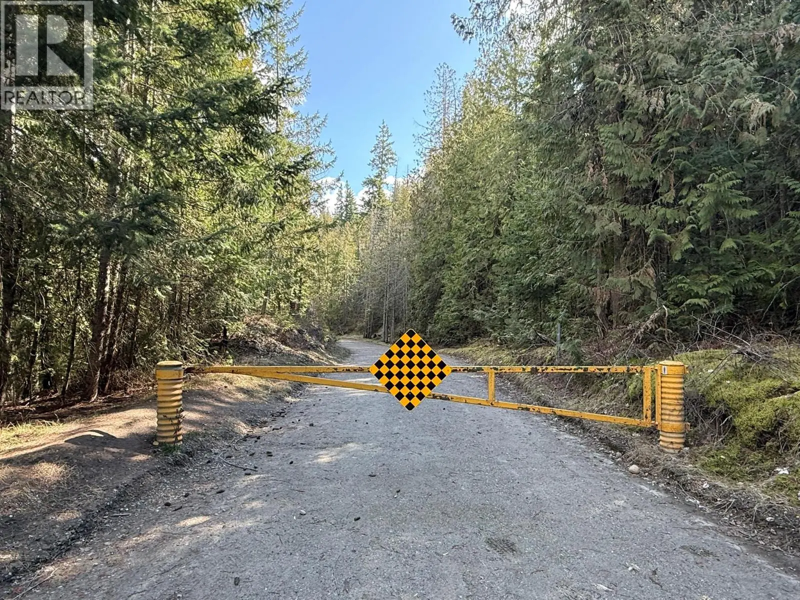 2230 Canoe Beach Drive Ne Lot# 3. Salmon Arm, British Columbia