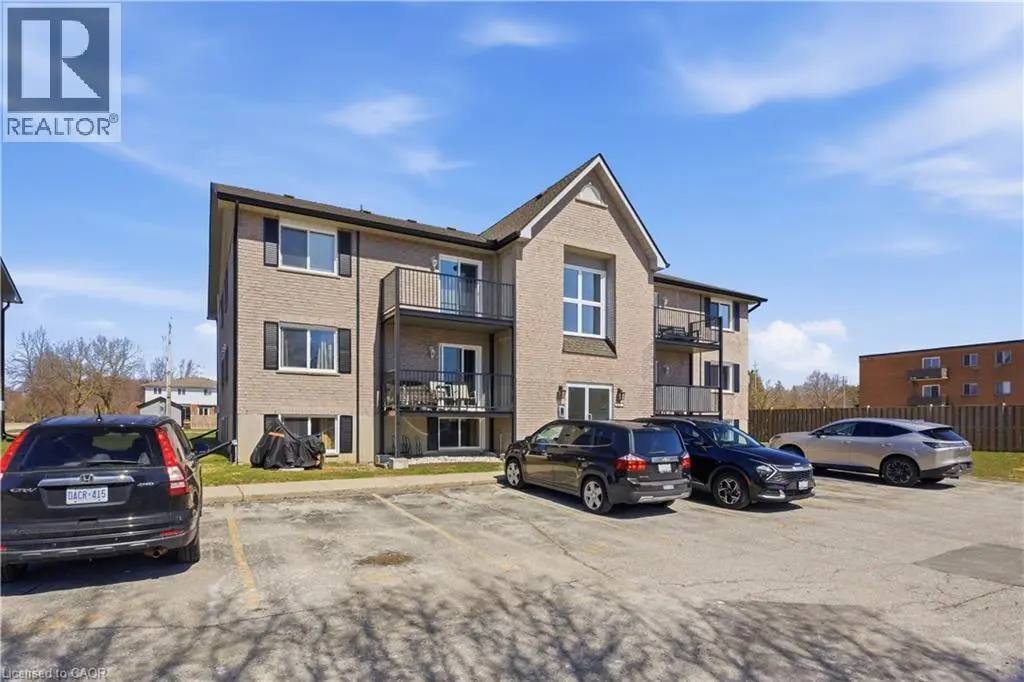 50 Campbell Court Unit# 312, Stratford