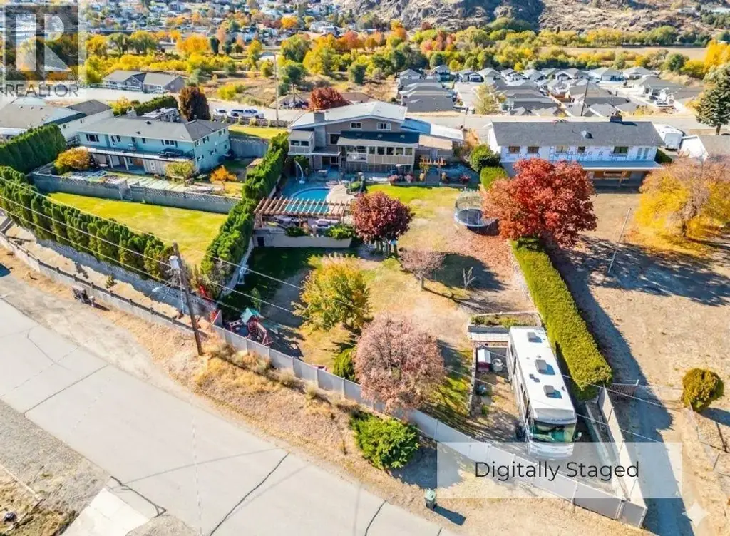 6521 Bellevue Drive, Oliver