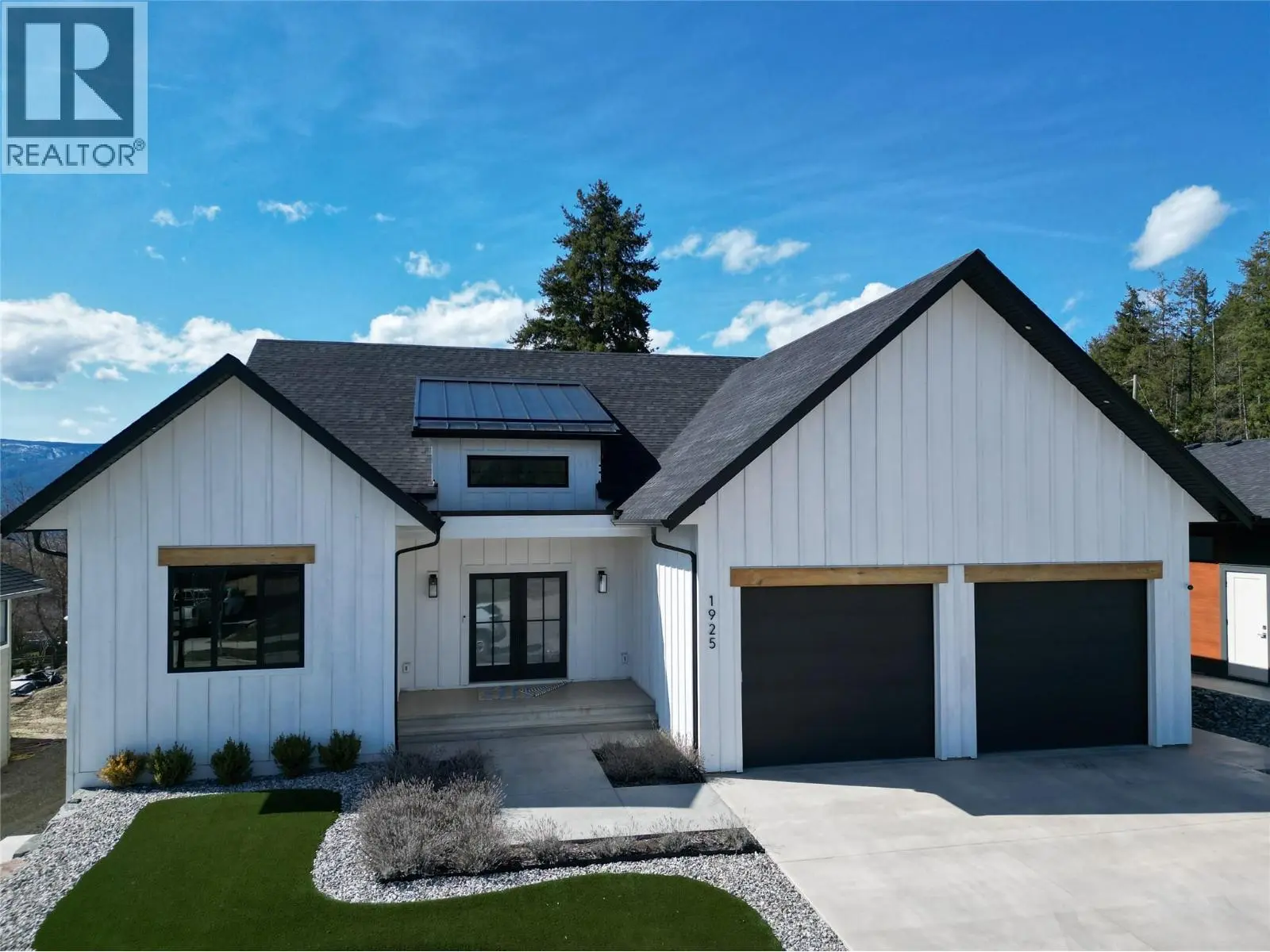 1925 35 Street Ne. Salmon Arm, British Columbia