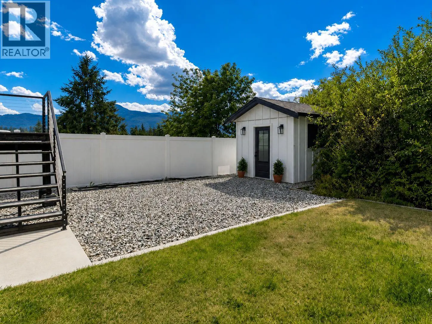 1925 35 Street Ne. Salmon Arm, British Columbia