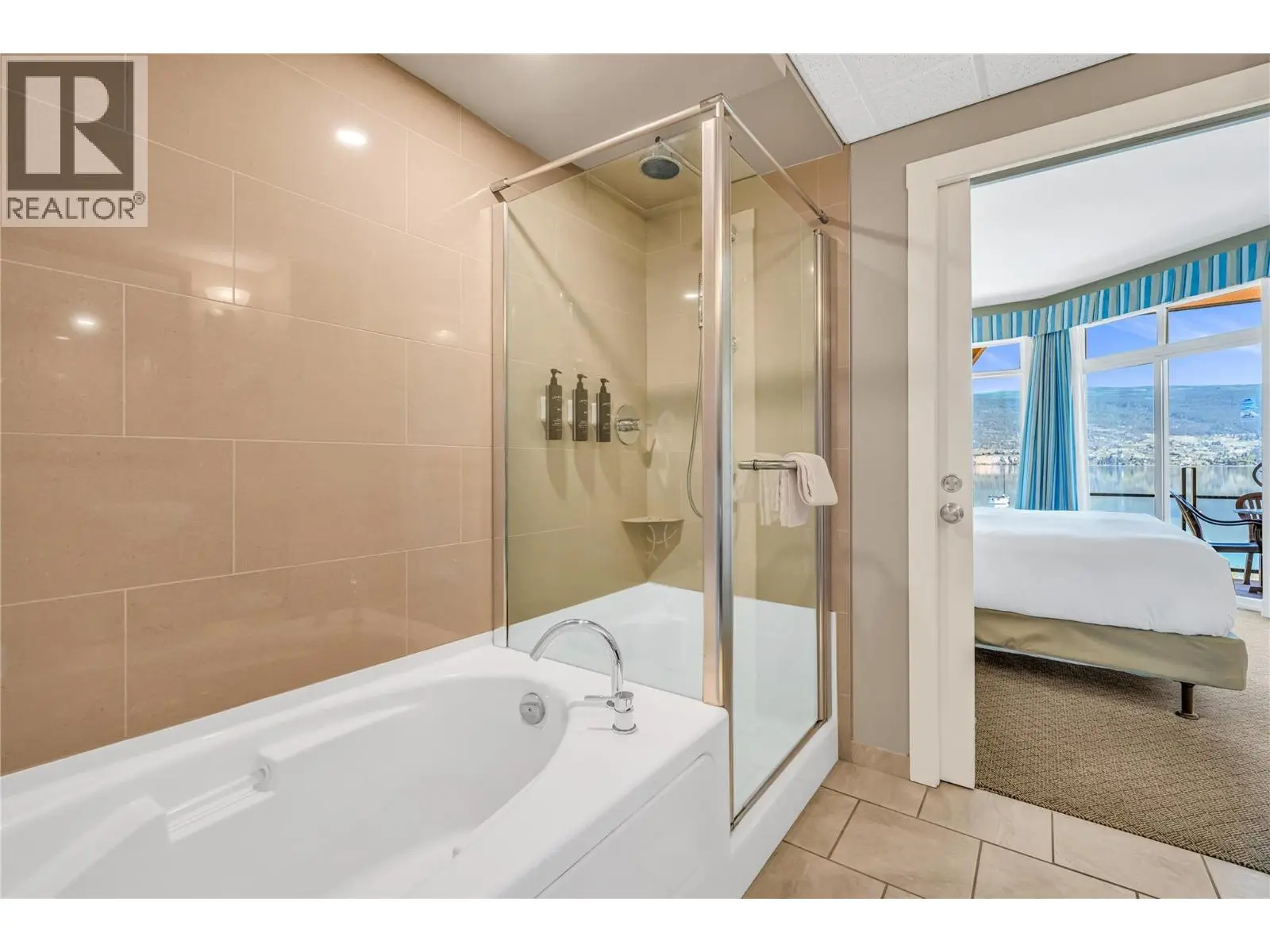 13011 Lakeshore Drive S Unit# 370. Summerland, British Columbia