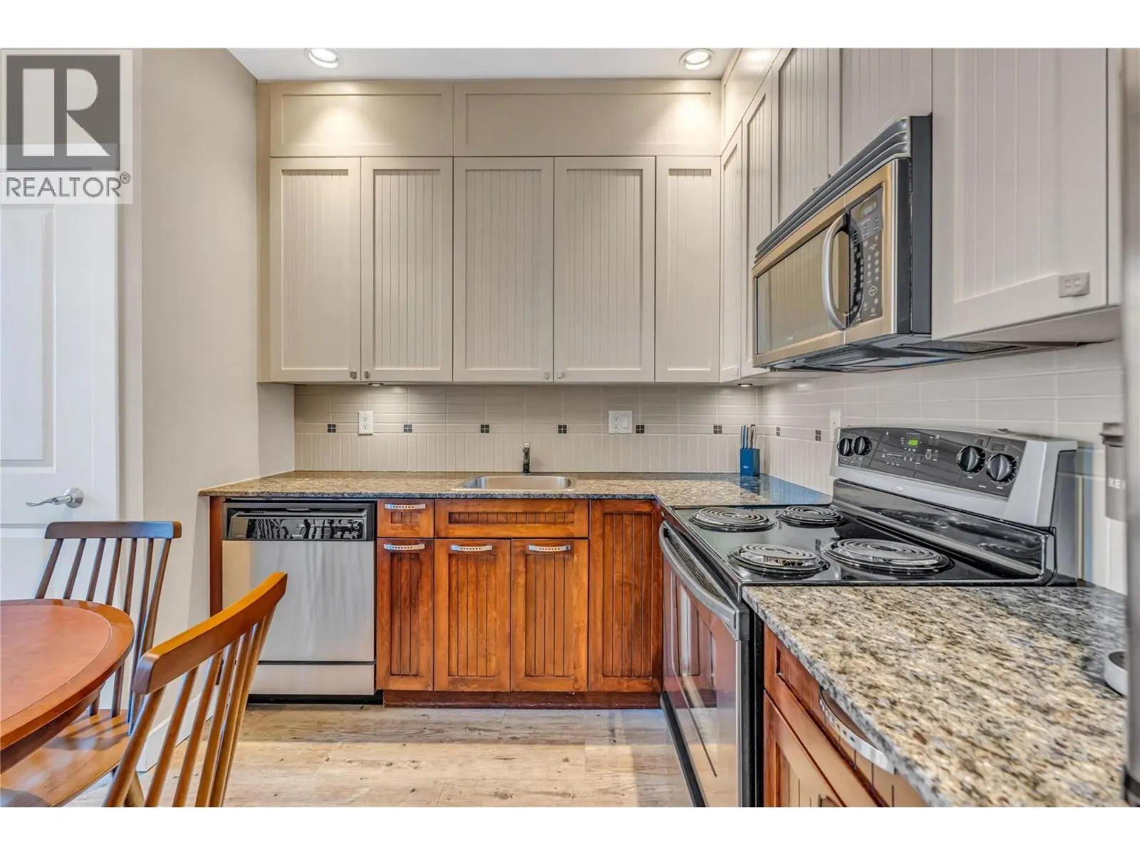 13011 Lakeshore Drive S Unit# 370. Summerland, British Columbia