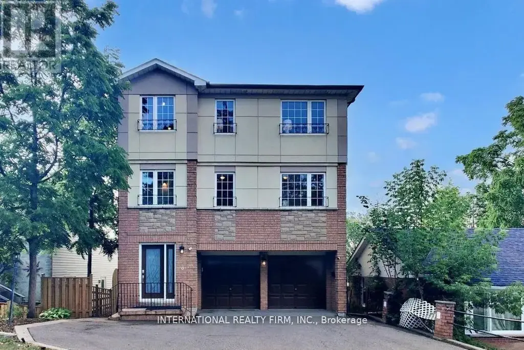 Second Floor - 6 English Street, Brampton (Brampton West)