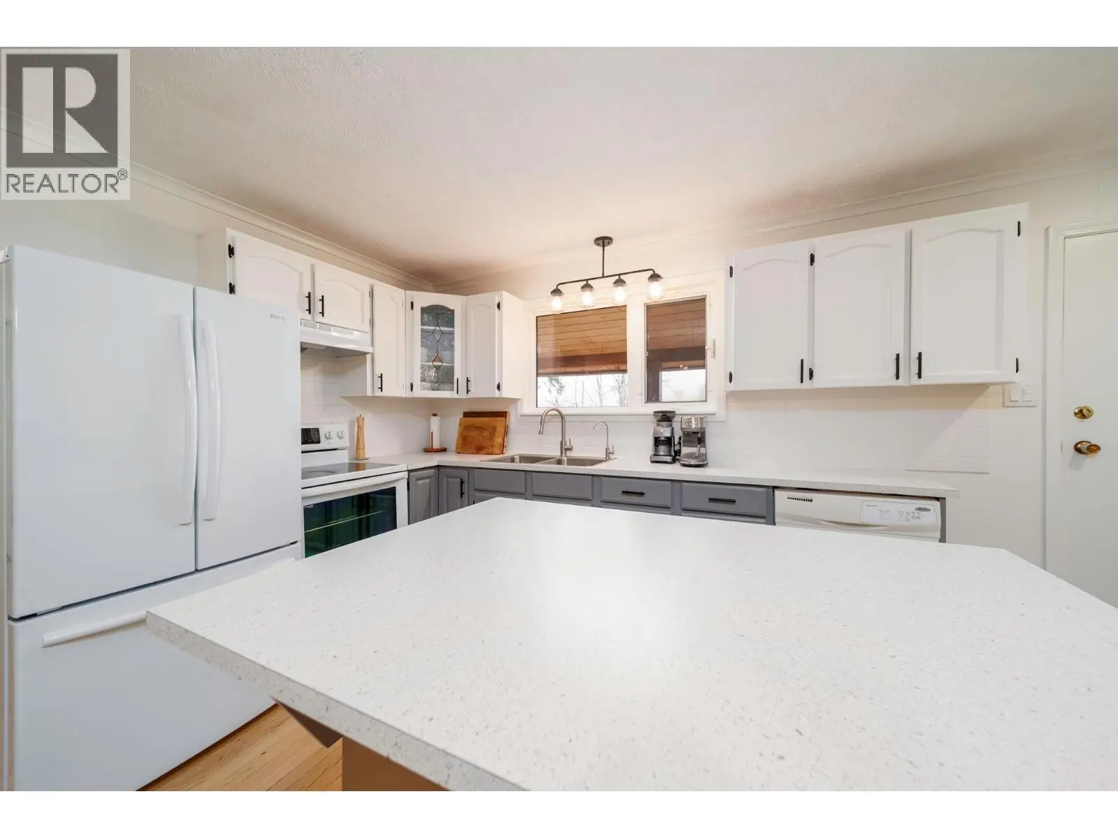 11011 Hallam Drive. Lake Country, British Columbia