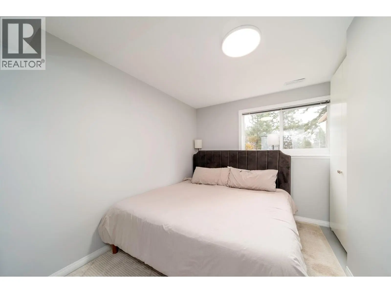 11011 Hallam Drive. Lake Country, British Columbia