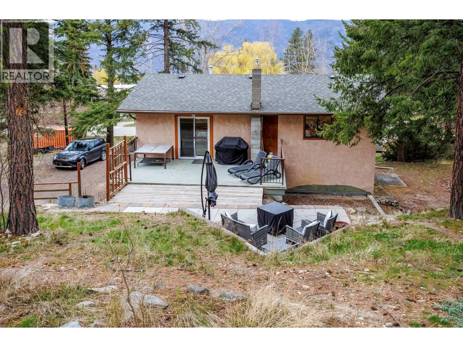 11011 Hallam Drive. Lake Country, British Columbia