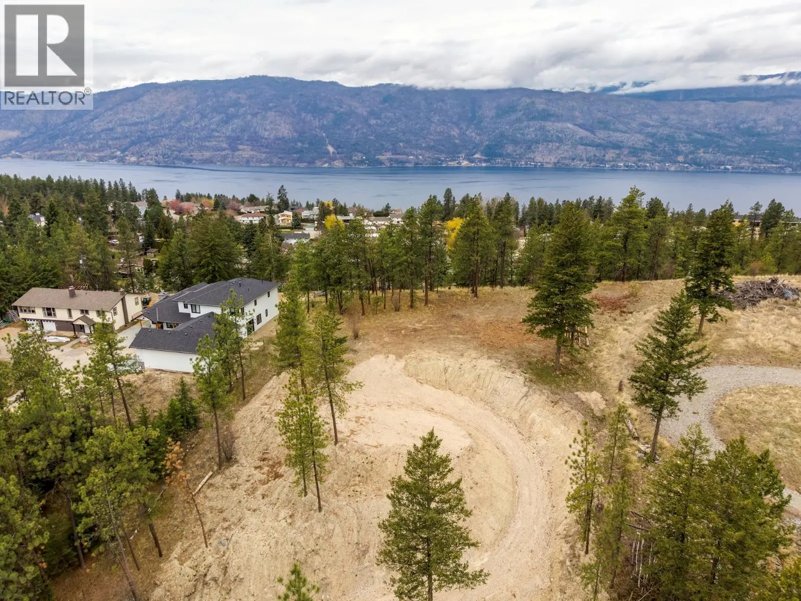 11011 Hallam Drive. Lake Country, British Columbia