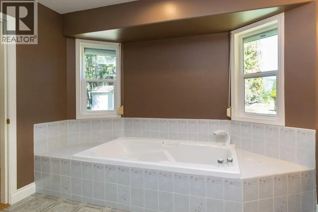 3789 Zinck Road. Scotch Creek, British Columbia