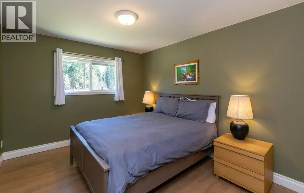 3789 Zinck Road. Scotch Creek, British Columbia