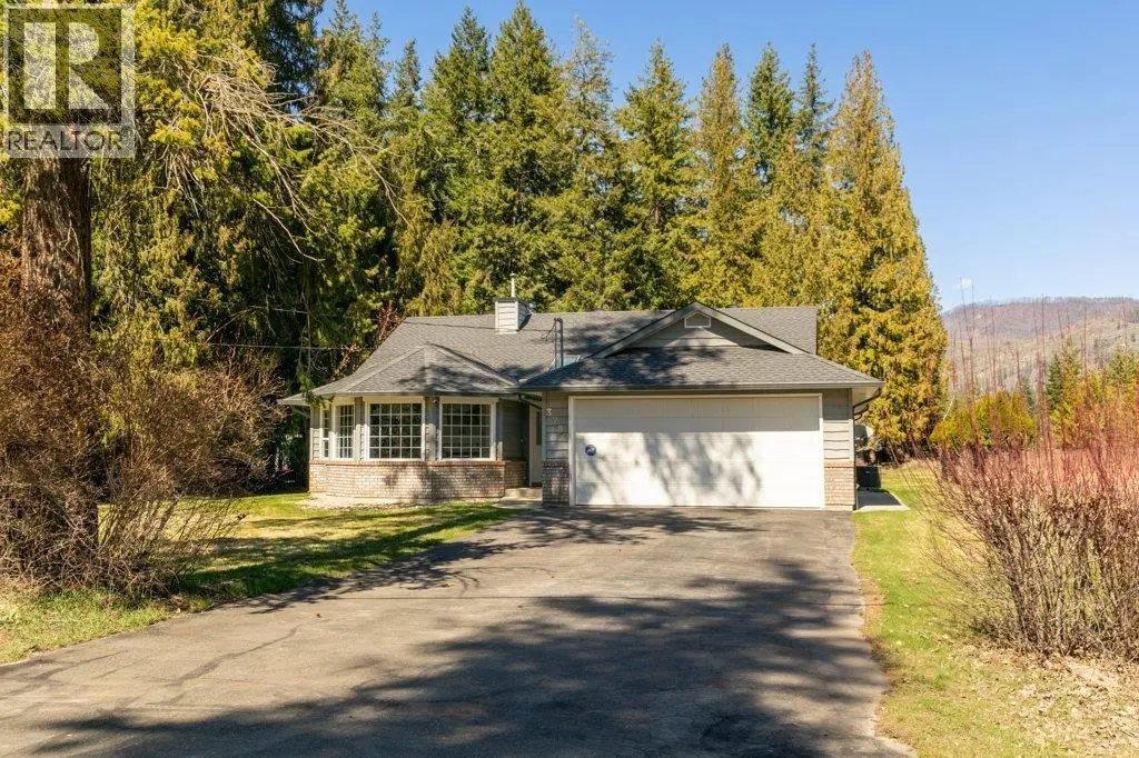 3789 Zinck Road. Scotch Creek, British Columbia