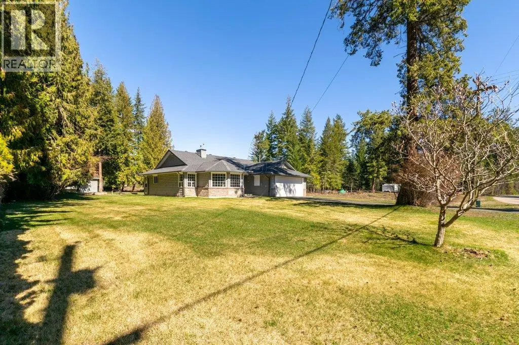3789 Zinck Road. Scotch Creek, British Columbia