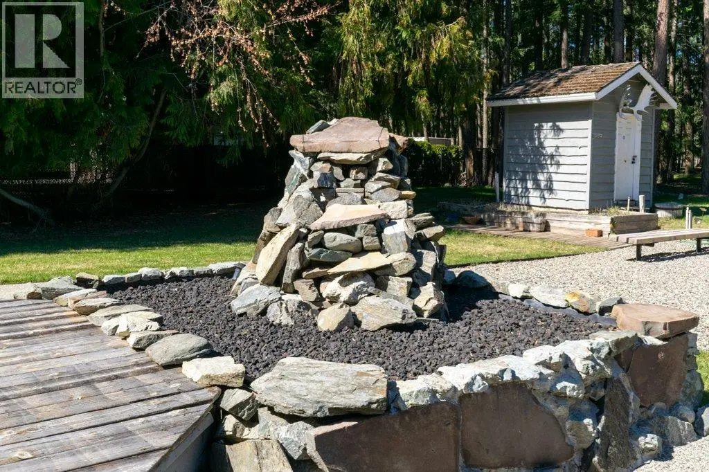 3789 Zinck Road. Scotch Creek, British Columbia