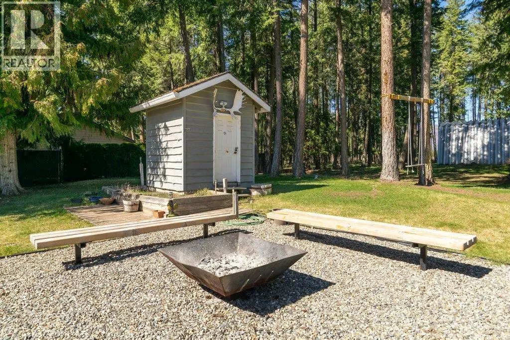 3789 Zinck Road. Scotch Creek, British Columbia